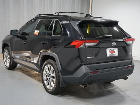 Certified 2023 Toyota RAV4 XLE Premium image 6