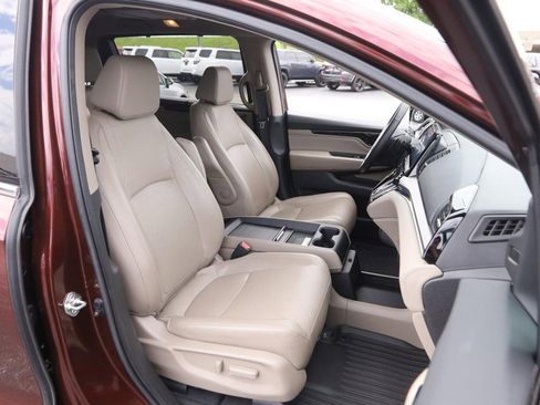 Used 2018 Honda Odyssey Elite image 31