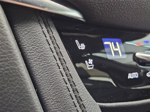 New 2025 Cadillac XT5 Premium Luxury w/ Technology Package FWD image 22