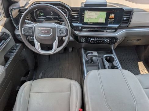 Used 2023 GMC Sierra 1500 SLT w/ SLT Premium Package AWD/4WD image 6