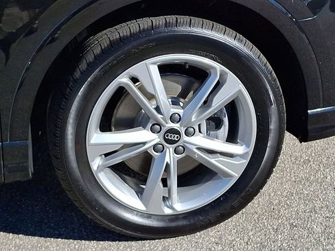 Used 2022 Audi Q3 2.0T Premium Plus image 9