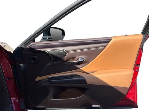 Used 2021 Lexus ES 350 Ultra Luxury w/ Accessory Package 2 FWD image 47
