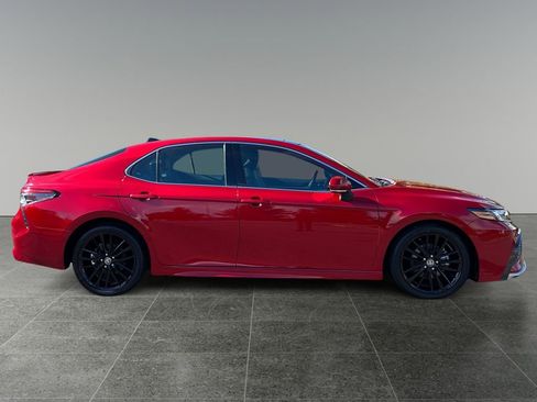 Used 2021 Toyota Camry XSE w/ Navigation Package image 8