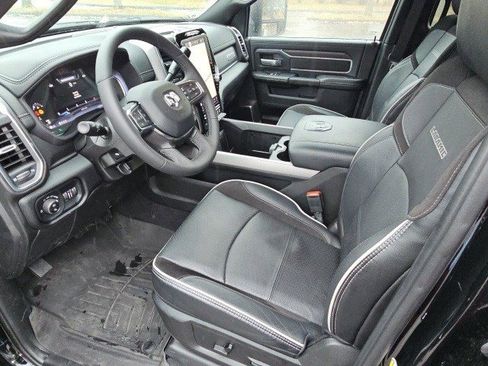 Used 2025 RAM 2500 Laramie image 19