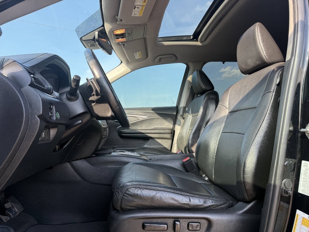 Used 2021 Honda Pilot Special Edition image 2