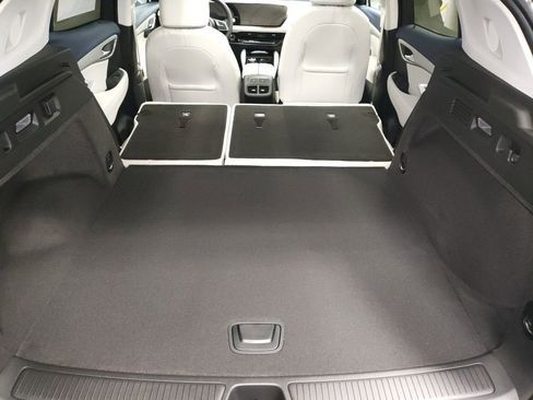 New 2026 Buick Envision Avenir image 17