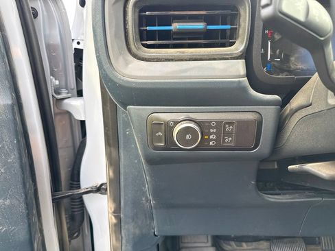 Used 2026 Ford Maverick Lobo AWD/4WD image 22