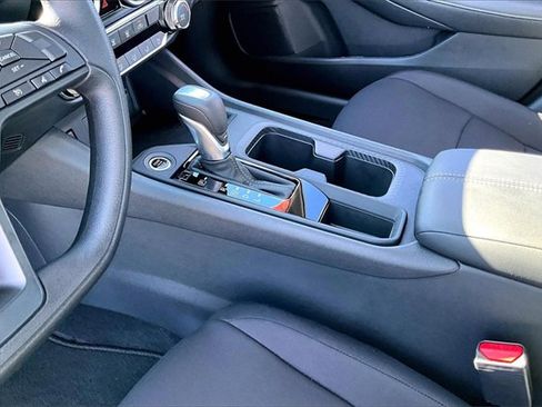 Certified 2025 Nissan Sentra S image 17