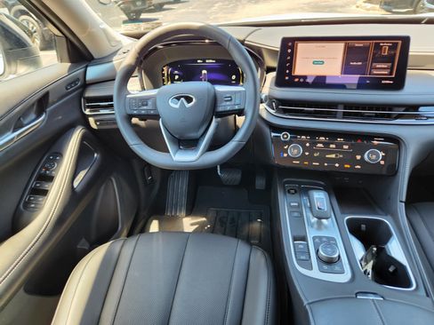 Certified 2026 INFINITI QX60 Luxe w/ Cargo Package AWD/4WD image 13