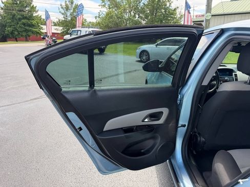 Used 2012 Chevrolet Cruze LS w/ Connectivity Package FWD image 19