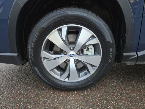 Certified 2025 Subaru Ascent Premium image 10