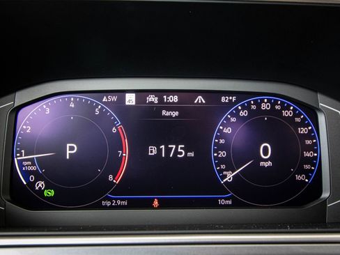 New 2026 Volkswagen Taos SEL image 39