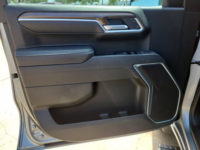 Used 2026 Chevrolet Silverado 1500 RST AWD/4WD image 18