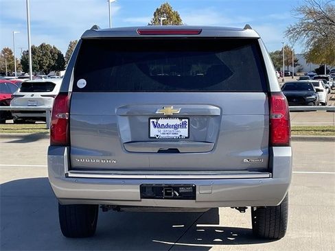 Used 2018 Chevrolet Suburban Premier image 5
