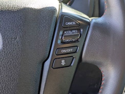 Used 2021 Nissan Titan PRO-4X w/ Pro-4x Convenience Package image 20