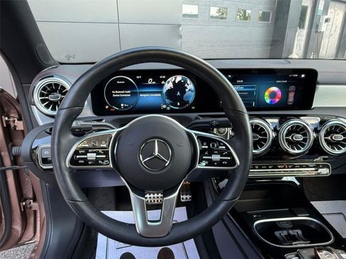 Used 2023 Mercedes-Benz CLA 250 4MATIC image 35