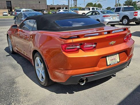 Used 2023 Chevrolet Camaro LT RWD image 5