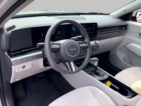 Certified 2026 Hyundai Kona SE FWD image 18