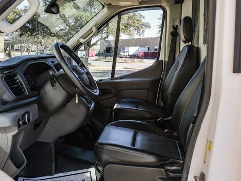 Used 2020 Ford Transit 250 Medium Roof image 3