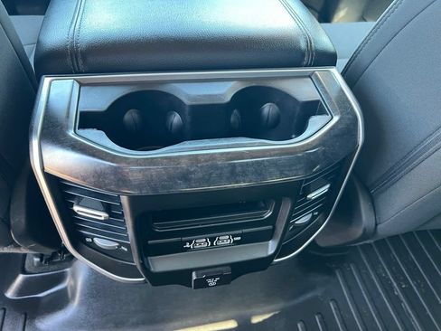 Used 2020 RAM 1500 Big Horn AWD/4WD image 22