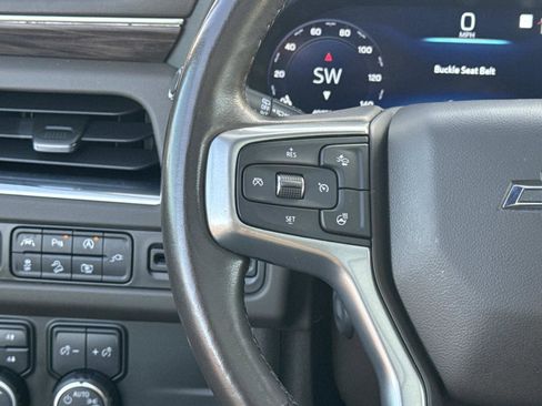 Used 2022 Chevrolet Tahoe Z71 w/ Luxury Package image 7