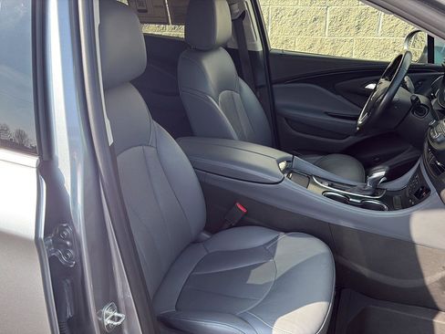 Used 2019 Buick Envision Essence image 22