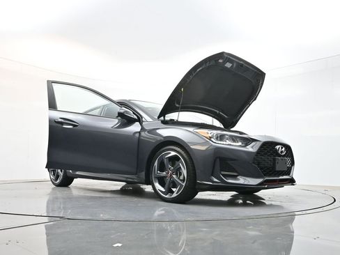 Used 2020 Hyundai Veloster Turbo FWD image 34