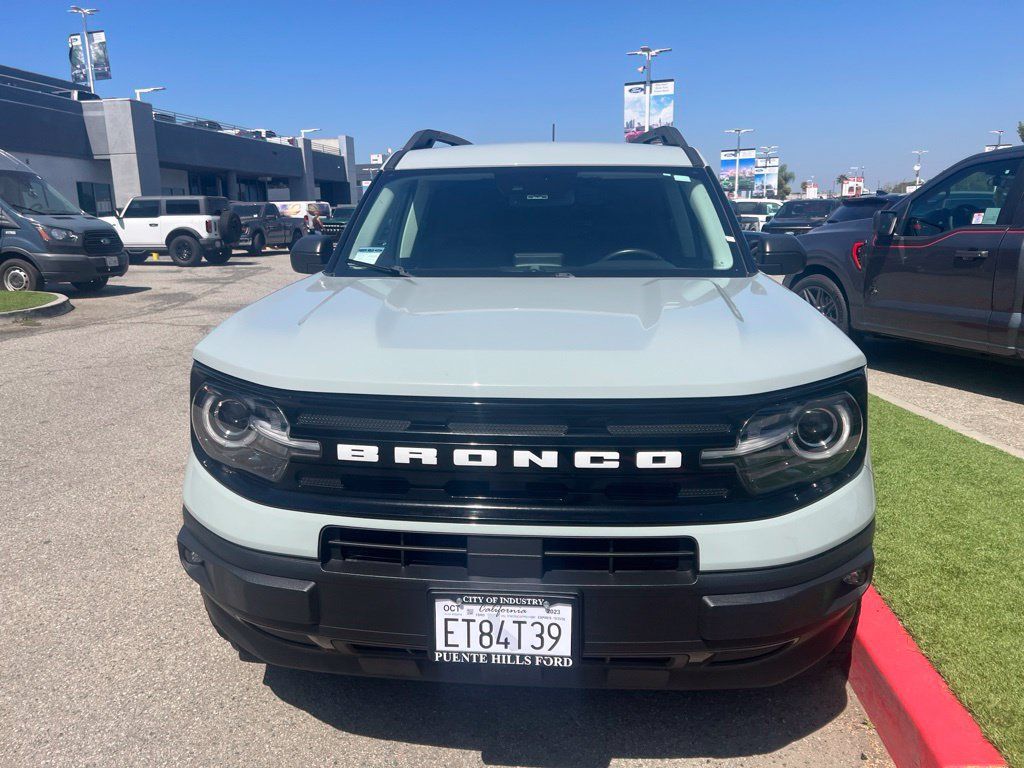 Certified 2023 Ford Bronco Sport Outer Banks w/ Tech Package AWD/4WD image 2