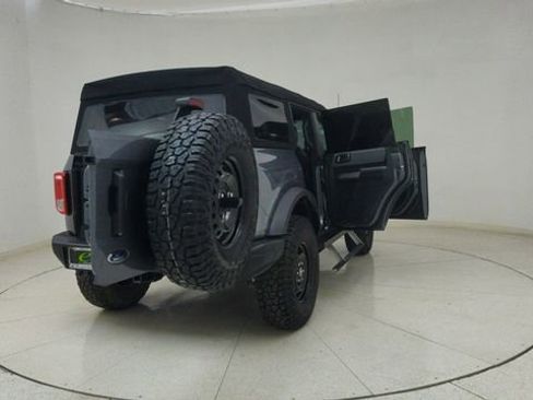 Used 2023 Ford Bronco Black Diamond image 71