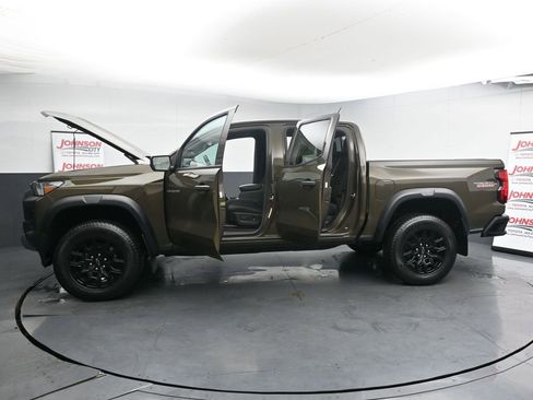 Used 2023 Chevrolet Colorado Trail Boss image 42