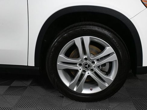 Certified 2020 Mercedes-Benz GLA 250 4MATIC image 38
