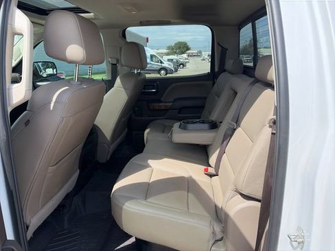 Used 2018 GMC Sierra 1500 SLT AWD/4WD image 30