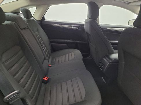Used 2019 Ford Fusion SE AWD/4WD image 19