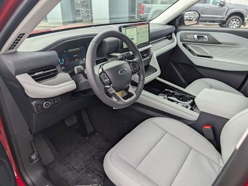 New 2026 Ford Explorer Platinum w/ LUX Leather Package image 12