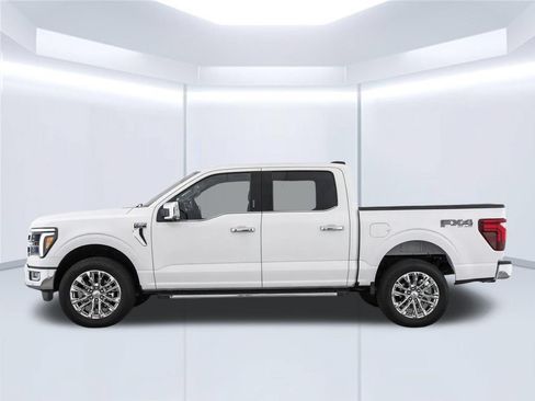 Used 2025 Ford F150 Lariat w/ Equipment Group 501A Mid AWD/4WD image 9