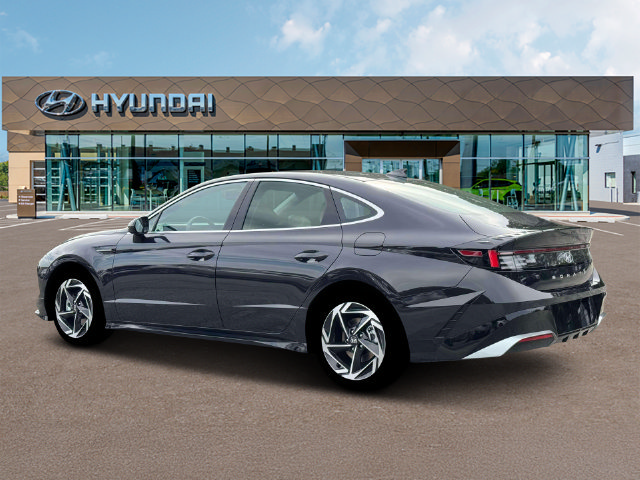 New 2026 Hyundai Sonata SEL FWD image 4