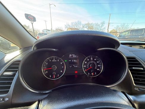 Used 2018 Kia Forte LX image 9