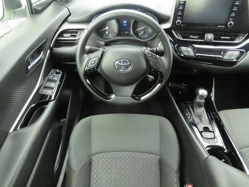 Used 2021 Toyota C-HR Nightshade image 10