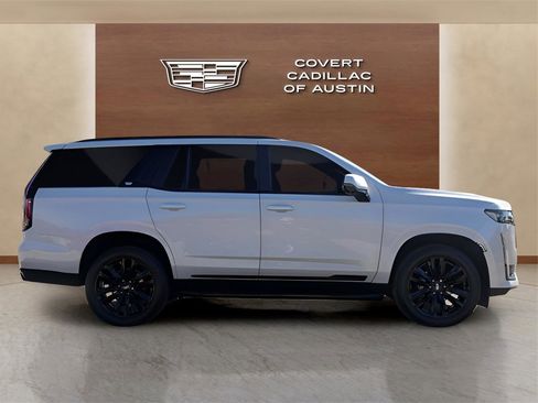 Certified 2023 Cadillac Escalade Sport image 5