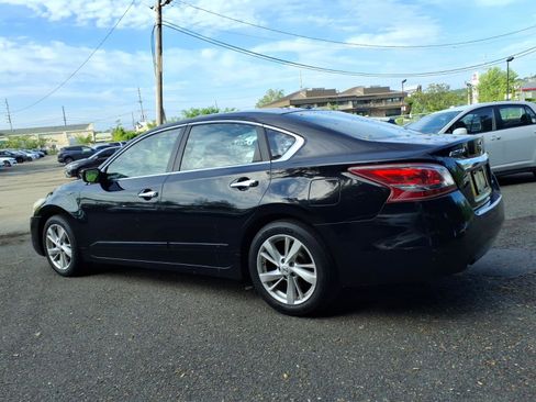 Used 2013 Nissan Altima 2.5 SV FWD image 4