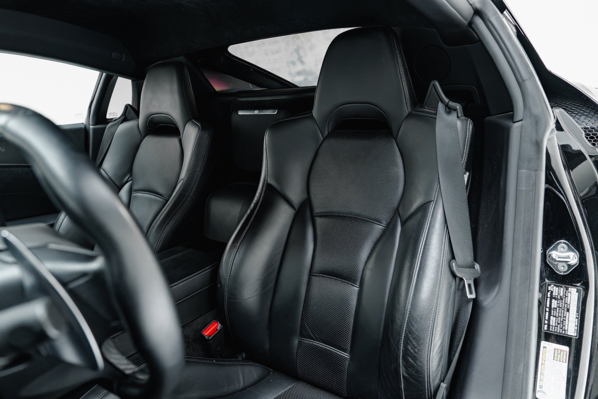 Used 2017 Acura NSX AWD/4WD image 4