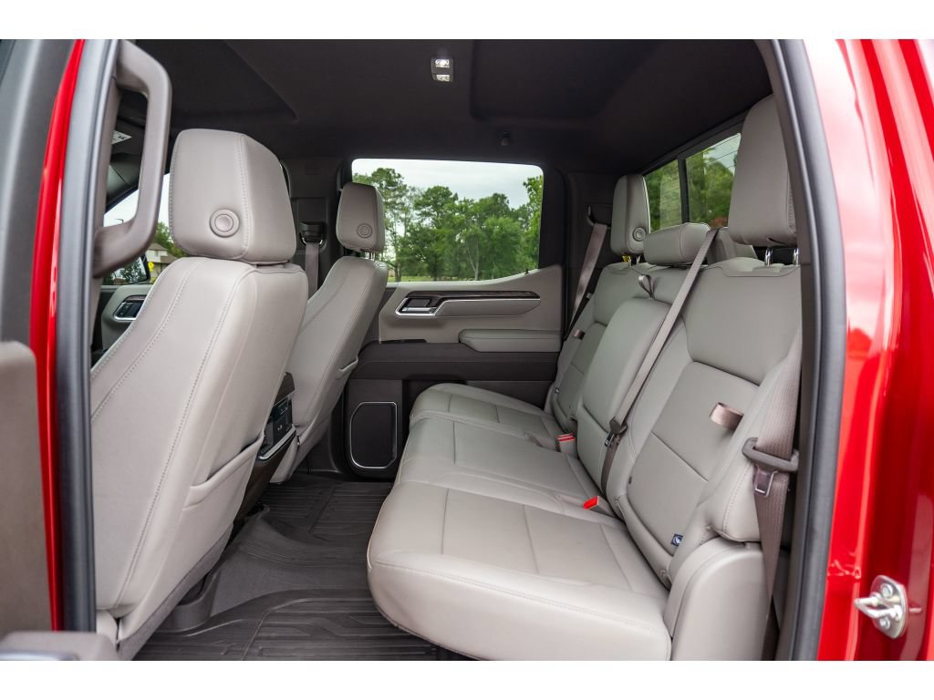 Used 2025 GMC Sierra 1500 SLT w/ SLT Premium Plus Package AWD/4WD image 13