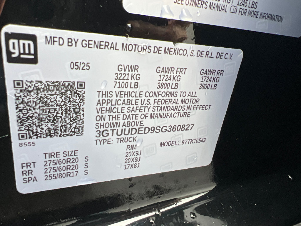 Used 2025 GMC Sierra 1500 SLT w/ SLT Premium Plus Package AWD/4WD image 35