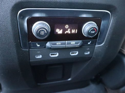 Used 2022 Chevrolet Tahoe Premier w/ Premium Package 2 image 25