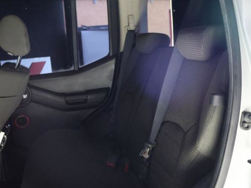 Used 2006 Nissan Xterra Off-Road image 18