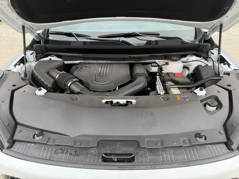 Used 2025 Buick Enclave Sport Touring image 17