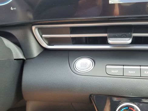 New 2026 Hyundai Elantra Limited FWD image 27