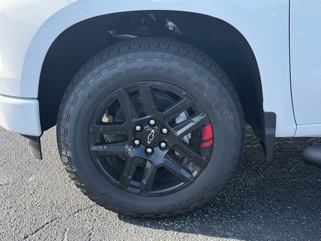 New 2026 Chevrolet Silverado 1500 RST w/ Redline Edition AWD/4WD image 13