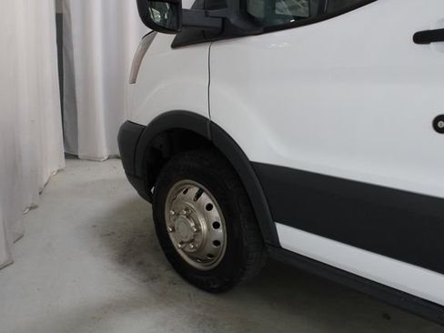 Used 2018 Ford Transit 350 138 DRW RWD image 28