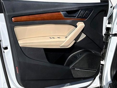 Used 2023 Audi Q5 2.0T Premium Plus w/ Premium Plus Package image 18